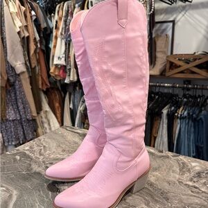 Baby Pink Western-Style Cowgirl Boots